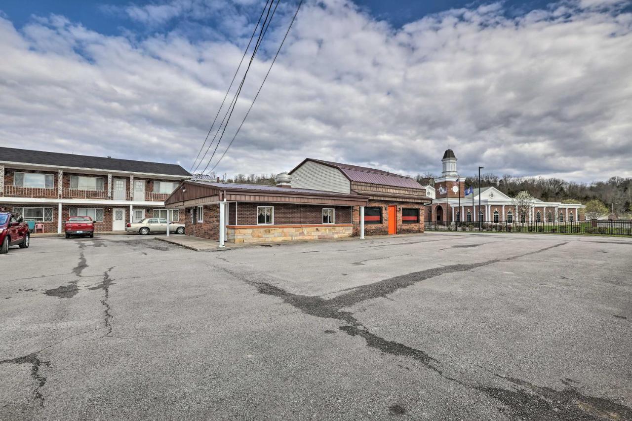 Lovely Couples Escape In Northern Kentucky! Falmouth Exterior foto
